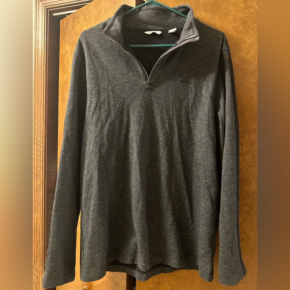 Men’s Dark Gray Quarter-Zip Pullover